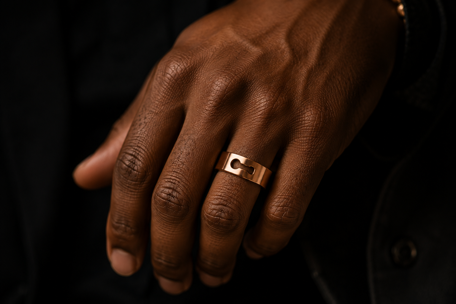 Men's stackable ring with key-shaped slot
